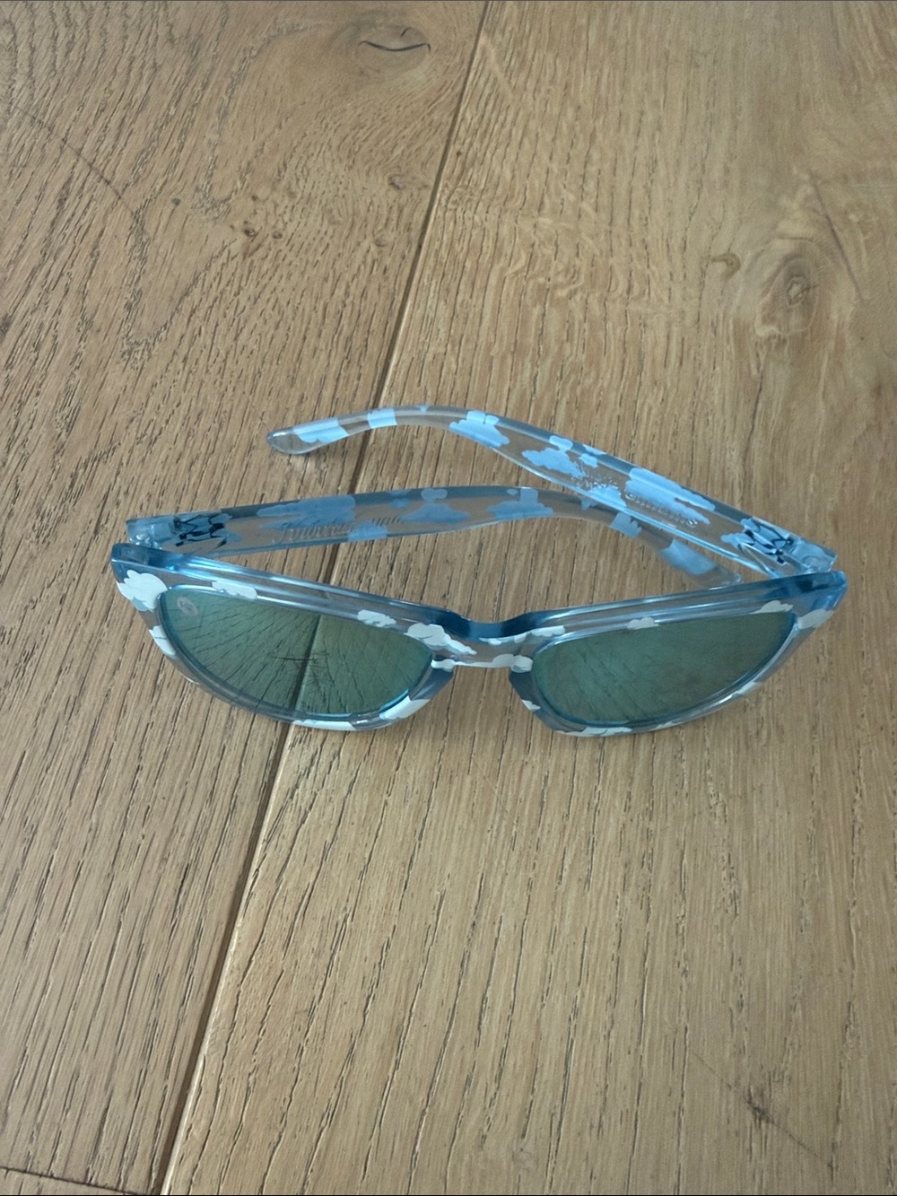 Kids Blue Floral Pattern Sunglasses - Brand Unspecified